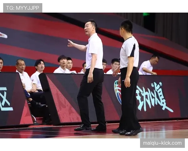 合理冲撞 vs 普通犯规：裁判如何界定合法身体对抗？